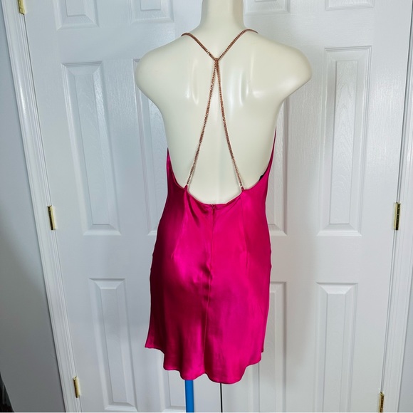 🌟🌟SOLD 🌟🌟FOREVER 21 dress mini dress ROSE GOLD chain SHOULDER STRAPS fuchsiS - Picture 4 of 11